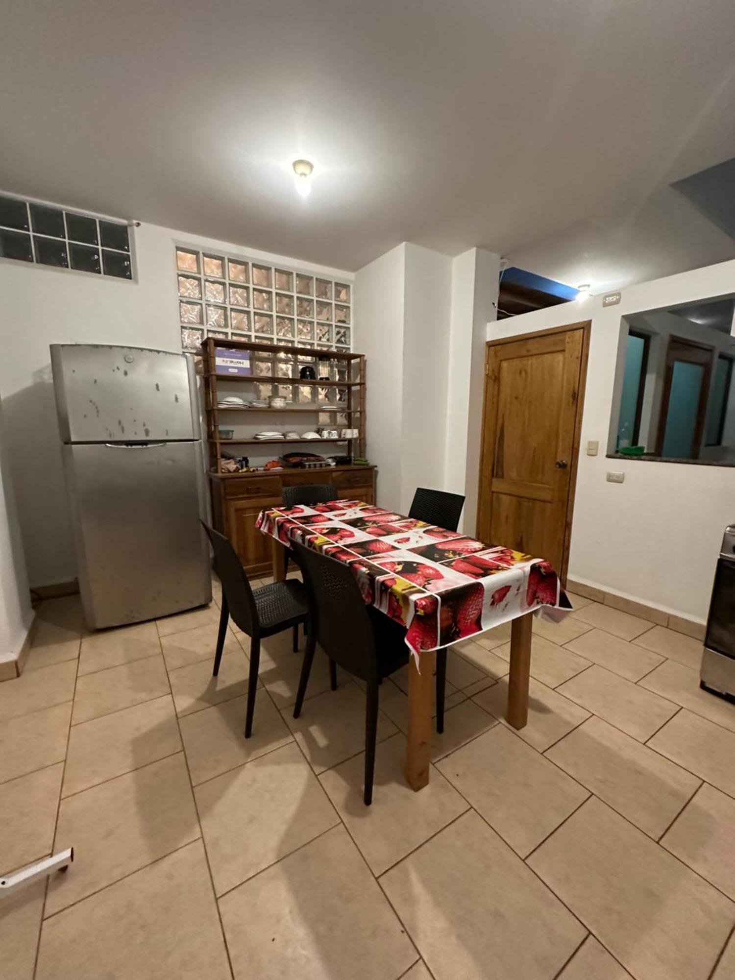 Hostal Yaku Montañita 外观 照片