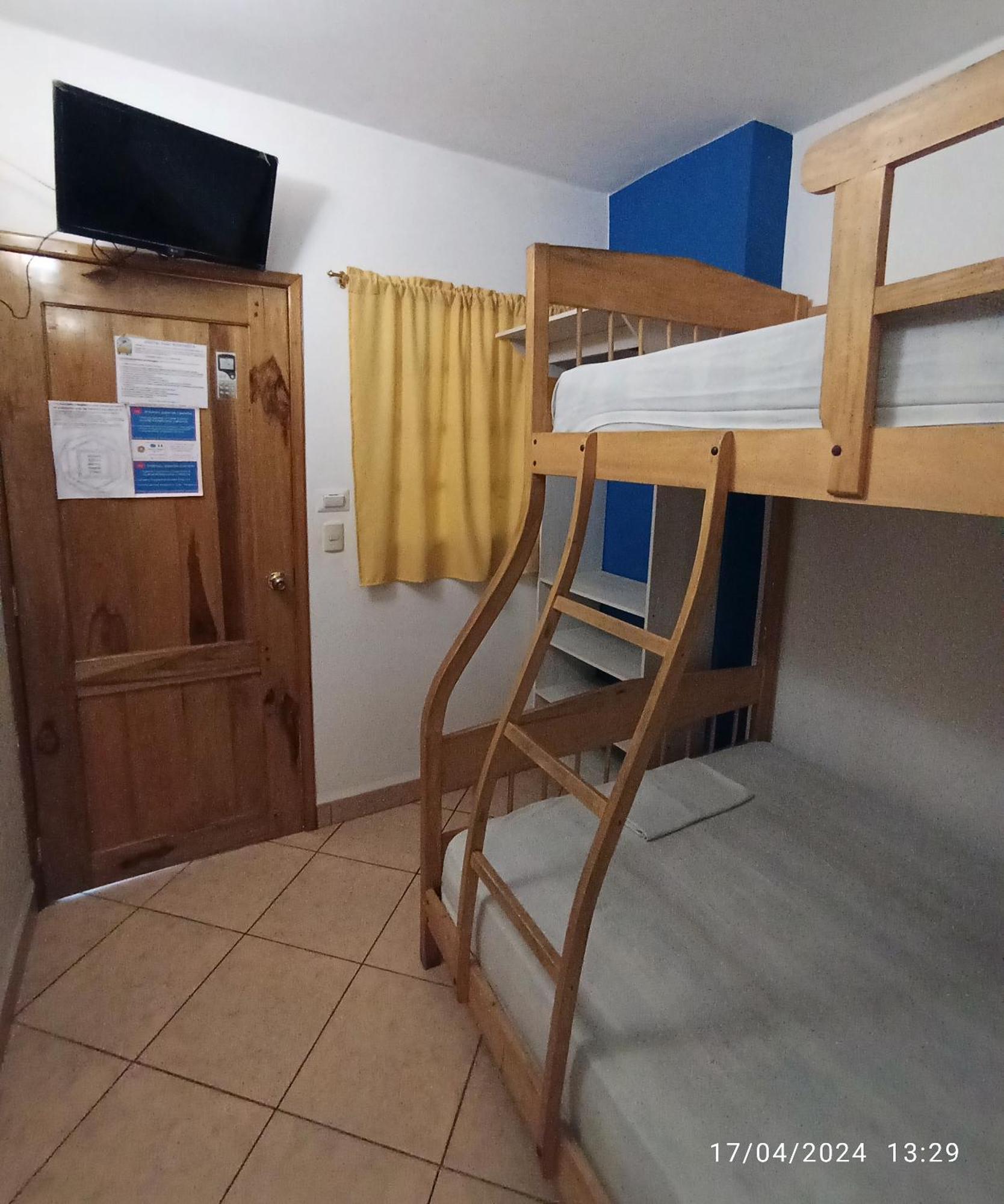 Hostal Yaku Montañita 外观 照片