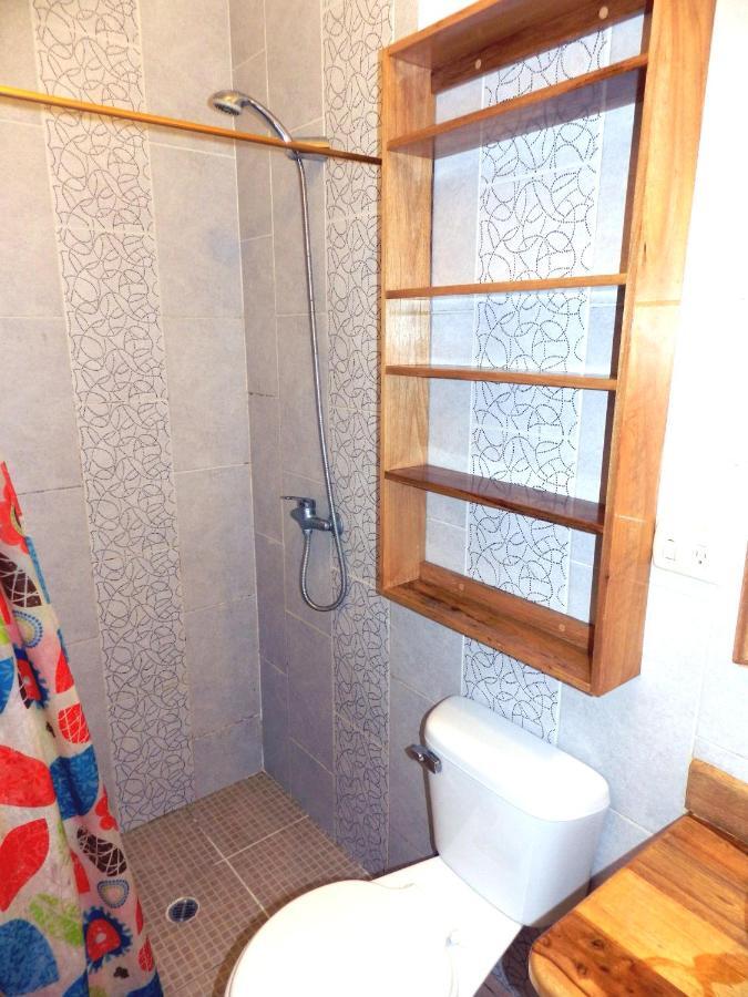 Hostal Yaku Montañita 外观 照片