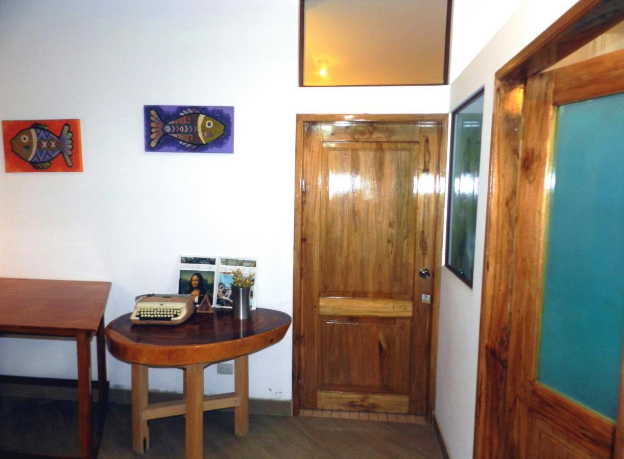 Hostal Yaku Montañita 外观 照片
